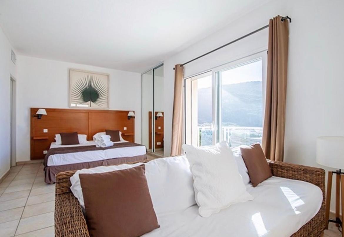 Hotel Lilium Maris Tizzano Exterior photo