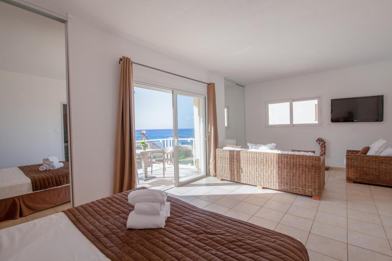 Hotel Lilium Maris Tizzano Exterior photo